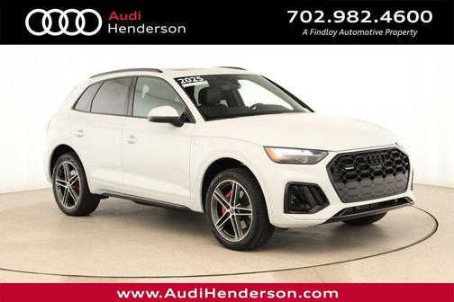 Glacier White Metallic 2025 Audi Q5 55 S line quattro Premium
