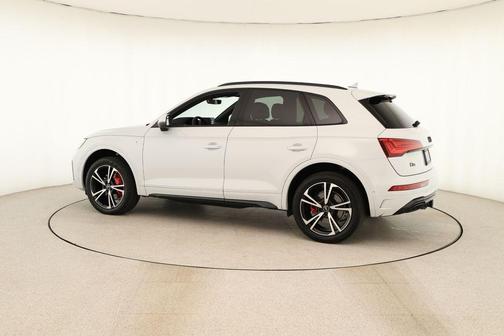 2025 Audi Q5 45 S line quattro Premium