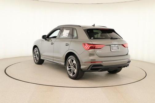 2025 Audi Q3 45 S line Premium