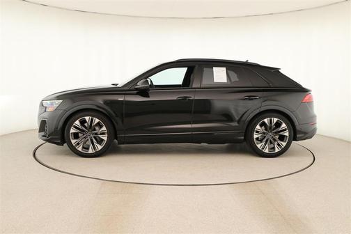 2025 Audi Q8 55 Premium