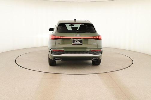 Green Metallic 2026 Audi Q5 PLUS