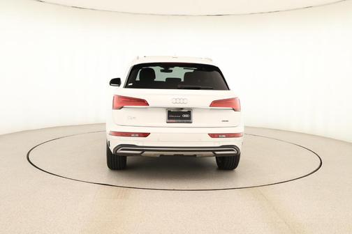 2023 Audi Q5 40 Premium