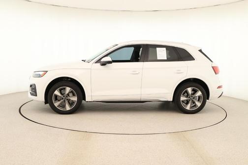 2023 Audi Q5 40 Premium