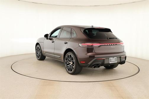 2023 Porsche Macan T