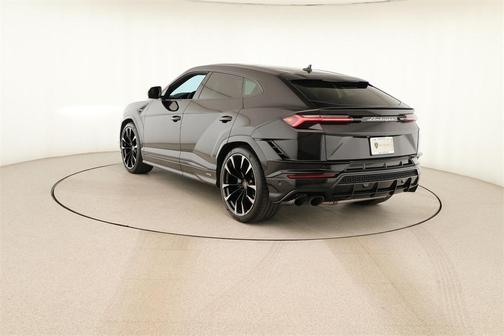 2024 Lamborghini Urus S