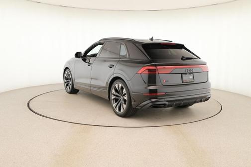 2024 Audi Q8 55 Premium