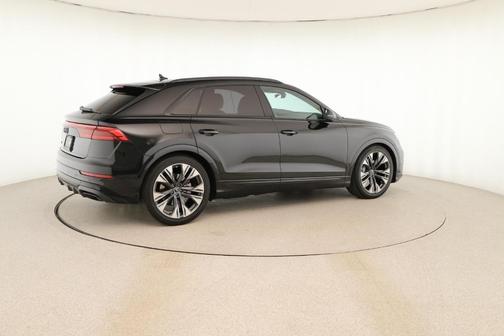 2024 Audi Q8 55 Premium
