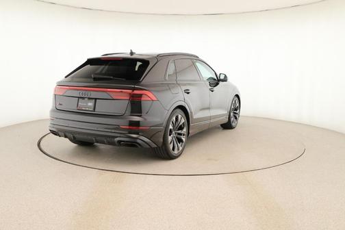 2024 Audi Q8 55 Premium
