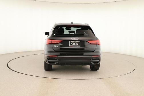 2025 Audi Q3 45 S line Premium