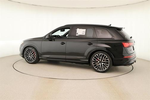2026 Audi SQ7 4.0T Premium Plus