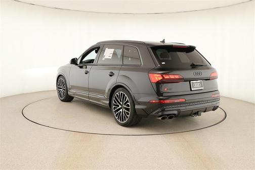 2026 Audi SQ7 4.0T Premium Plus