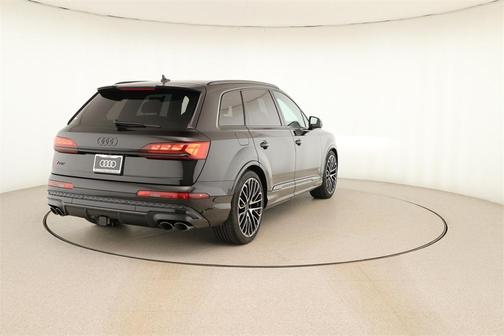 2026 Audi SQ7 4.0T Premium Plus