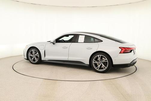 2023 Audi e-tron GT Prestige