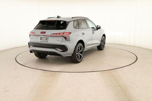 Arrow Gray Pearl 2026 Audi Q3 S line