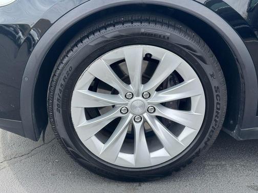 2018 Tesla Model X 75D