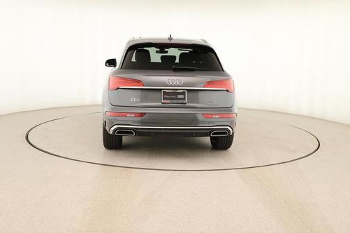 2023 Audi Q5 45 S line quattro Premium