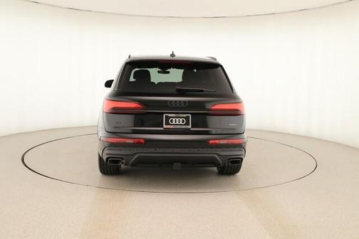 2026 Audi Q7 55 Premium Plus