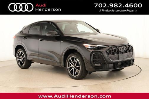 Mythos Black Metallic 2026 Audi Q5 PLUS