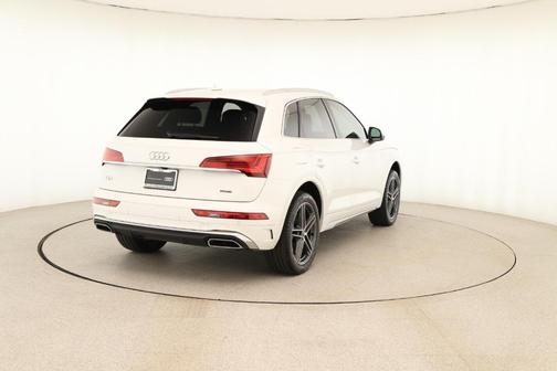 2022 Audi Q5 e 55 S line quattro Premium