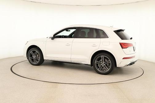 2022 Audi Q5 e 55 S line quattro Premium