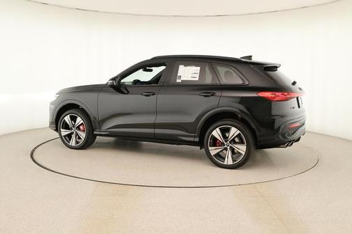 2025 Audi SQ5 3.0T quattro Premium