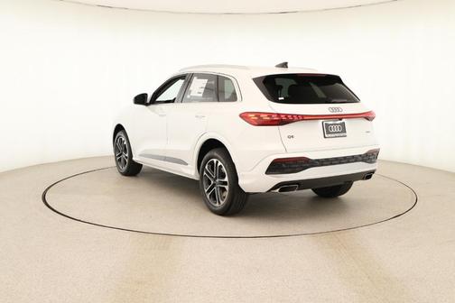 2025 Audi Q5 2.0T quattro Premium