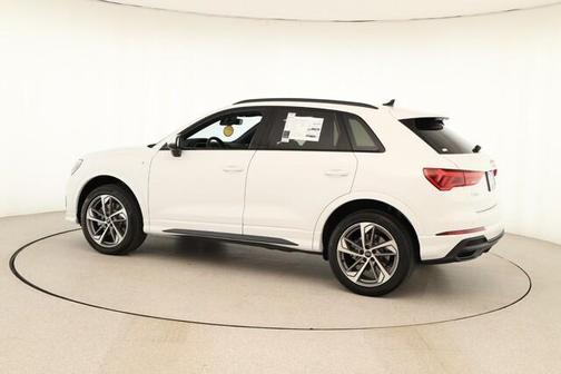 2025 Audi Q3 45 S line Premium