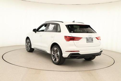 2025 Audi Q3 45 S line Premium