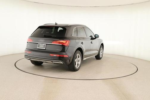 2023 Audi Q5 40 Premium