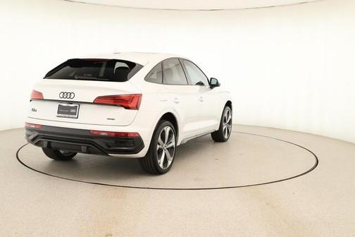 2024 Audi Q5 45 S line quattro Premium