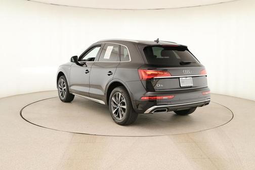 2023 Audi Q5 45 S line quattro Premium