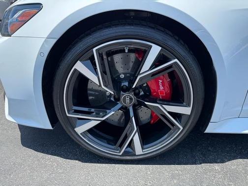 2022 Audi RS 6 Avant 4.0T quattro