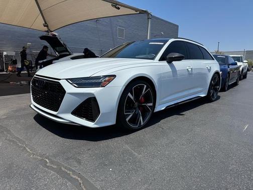 2022 Audi RS 6 Avant 4.0T quattro