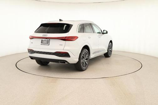 2025 Audi Q5 2.0T quattro Premium
