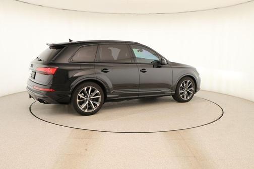 Mythos Black Metallic 2023 Audi SQ7 4.0T Premium Plus