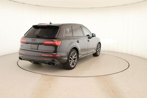 Mythos Black Metallic 2023 Audi SQ7 4.0T Premium Plus