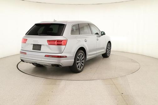 Florett Silver Metallic 2019 Audi Q7 55 Premium Plus