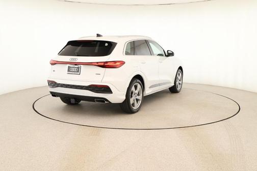 2025 Audi Q5 2.0T quattro Premium