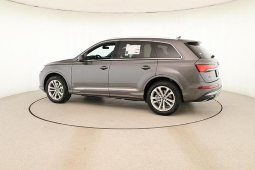 2025 Audi Q7 55 Premium