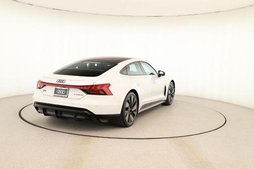 2026 Audi S e-tron GT Premium Plus