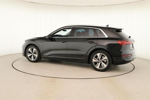 2024 Audi Q8 e-tron Premium