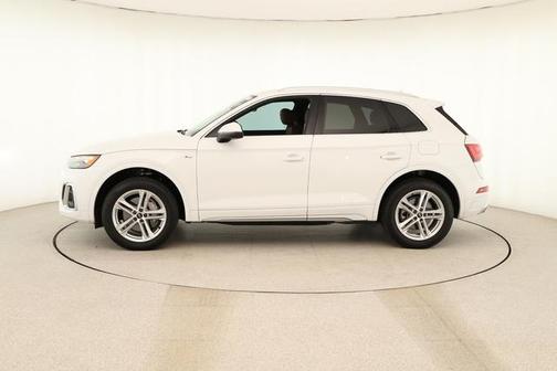 2024 Audi Q5 e 55 S line quattro Premium