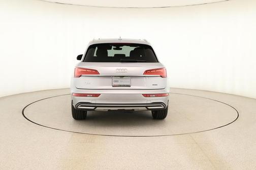 2022 Audi Q5 40 Premium