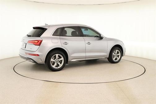 2022 Audi Q5 40 Premium