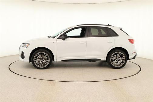 2025 Audi Q3 45 S line Premium