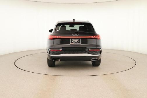 2025 Audi Q5 2.0T quattro Premium