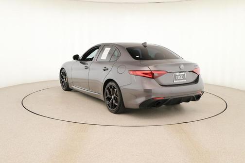 2020 Alfa Romeo Giulia Base