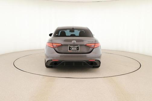 2020 Alfa Romeo Giulia Base