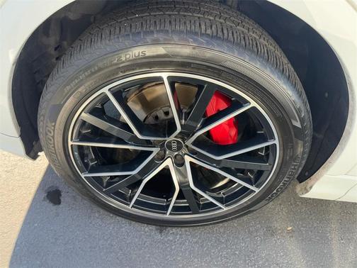 2021 Audi Q8 55 Prestige