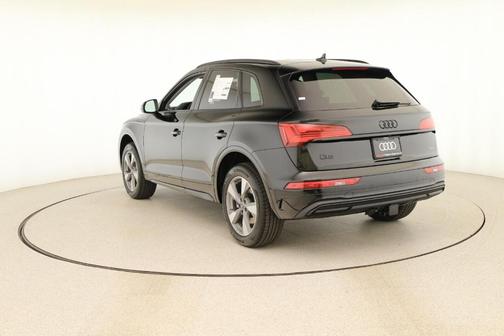 2025 Audi Q5 40 Premium